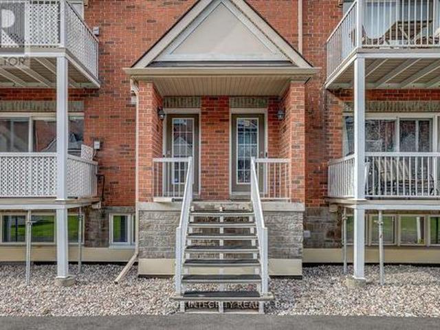 Townhouse for rent in Mulhurst Bay, Ontario