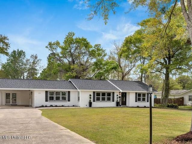 House for sale in Gulfport, Mississippi