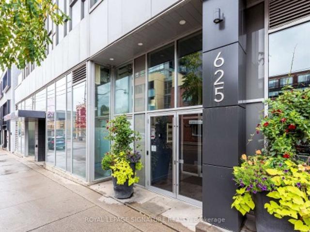 Condo for sale in Woburn, Ontario