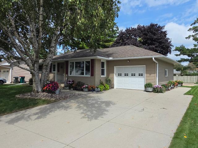House for sale in Eyota, Minnesota