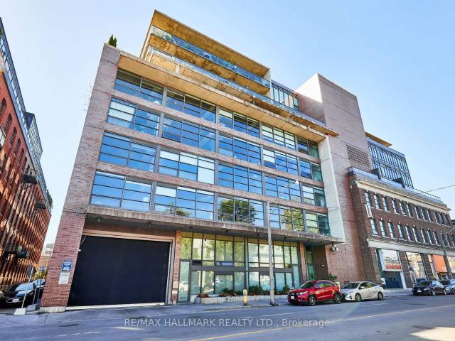 Condo for sale in Toronto, Golden Horseshoe