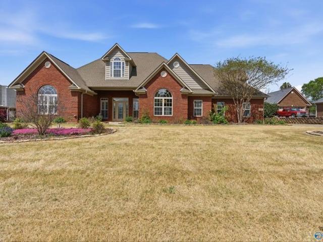 House for sale in New Market, Alabama