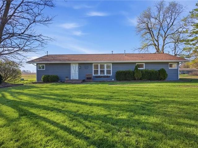 House for sale in Ashmore, Illinois