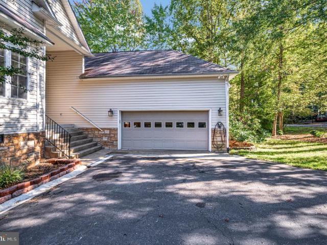 House for sale in Locust Grove, Orange County
