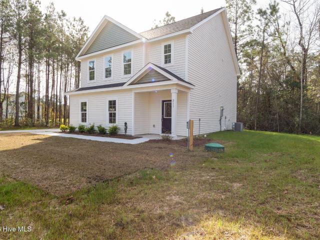 House for sale in Maysville, North Carolina