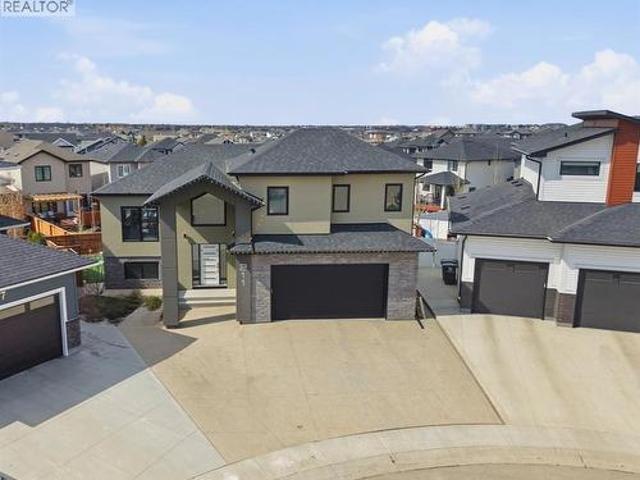 House for sale in Saskatoon, Saskatchewan