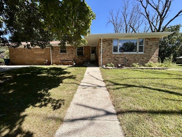 House for sale in Demotte, Indiana