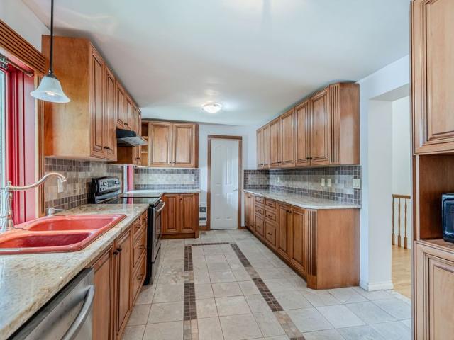 Apartment for rent in Pointe-claire, Quebec