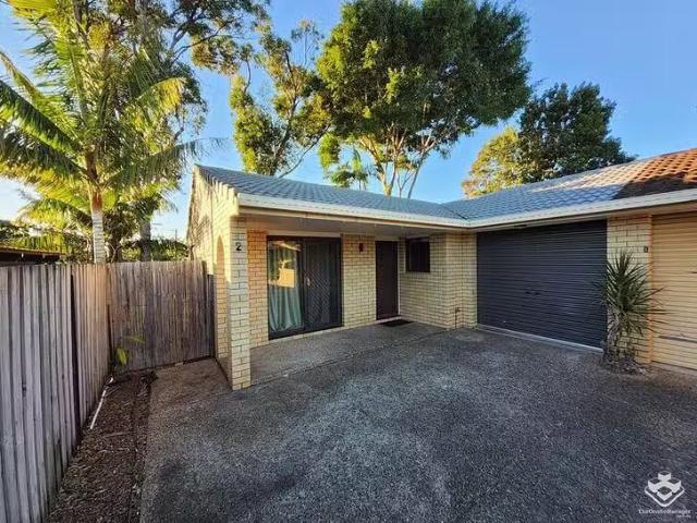 House for rent in Ashmore City