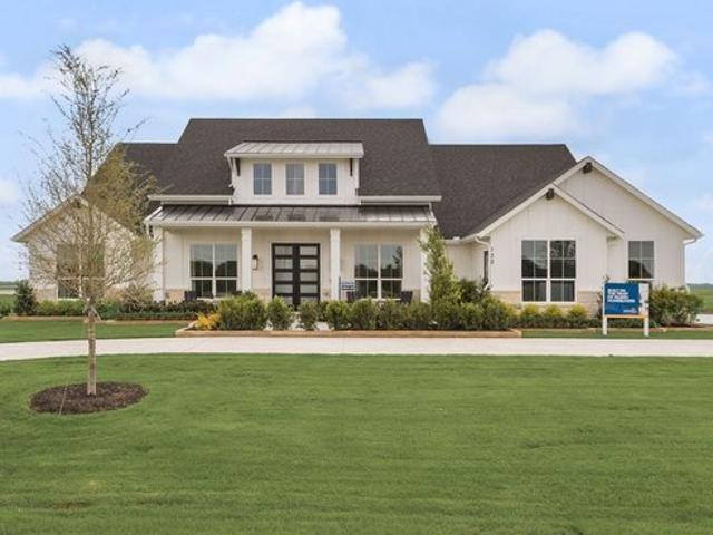 House for sale in Red Oak, Ellis County