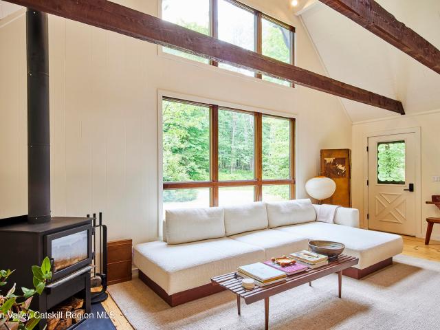 House for sale in Hankins, New York