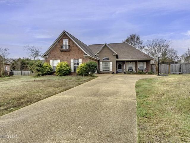 House for sale in Pearl, Mississippi