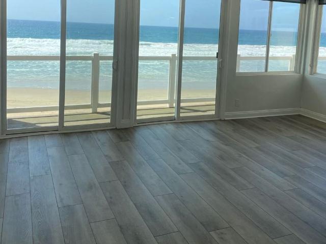 Apartment for rent in Redondo Beach, California