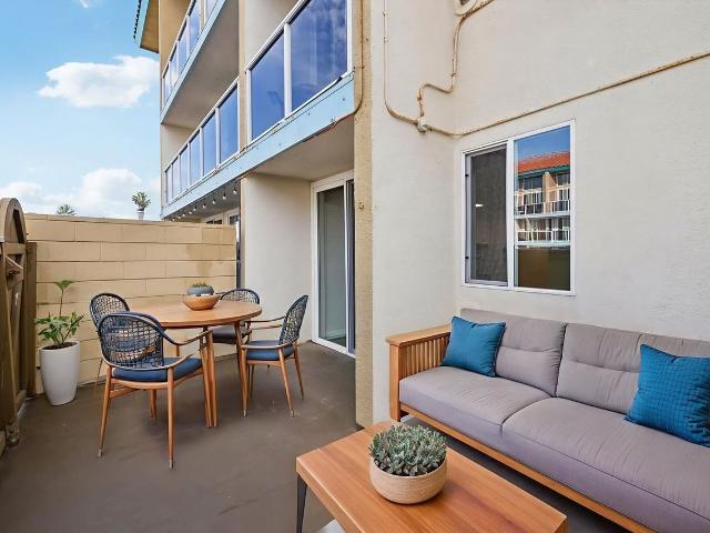 Apartment for rent in Redondo Beach, California