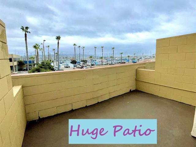 Apartment for rent in Redondo Beach, California