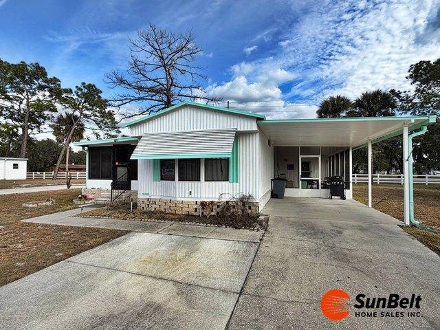 House for sale in Fruitland Park, Florida