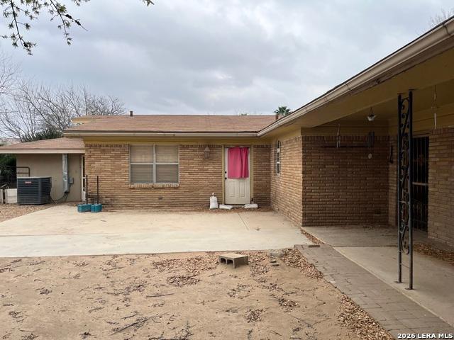 House for sale in Carrizo Springs, Texas