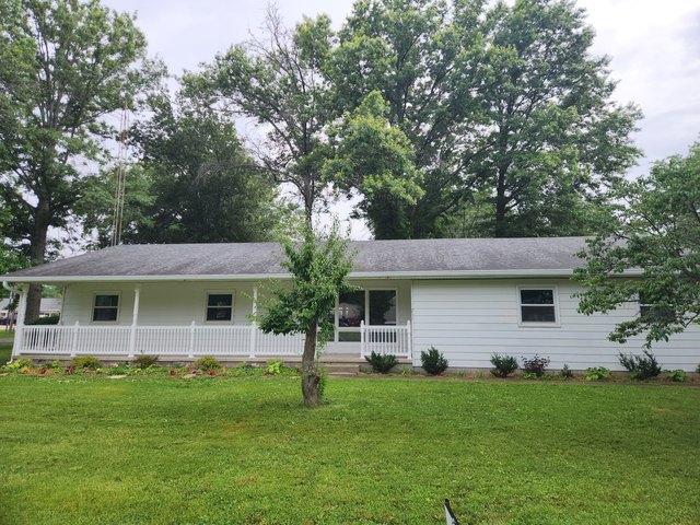House for sale in Odin, Illinois