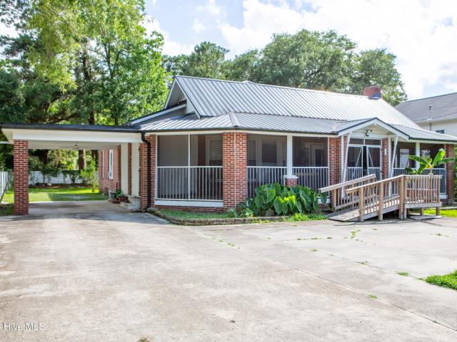 House for sale in Bladenboro, North Carolina