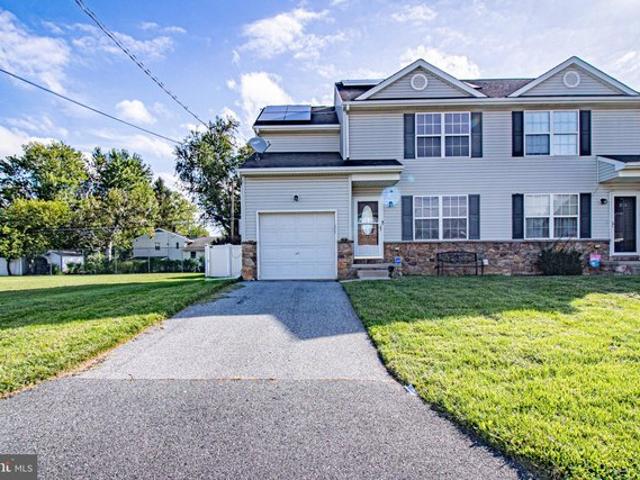 Townhouse for sale in New Castle, New Castle County