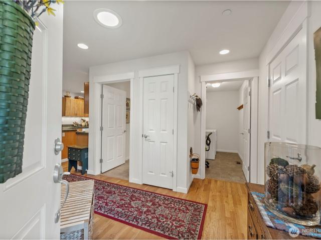 Condo for sale in Allyn, Washington