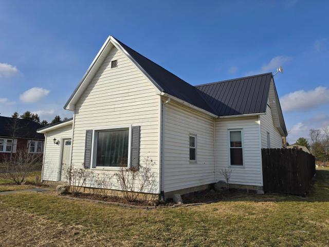 House for sale in Waynesfield, Ohio