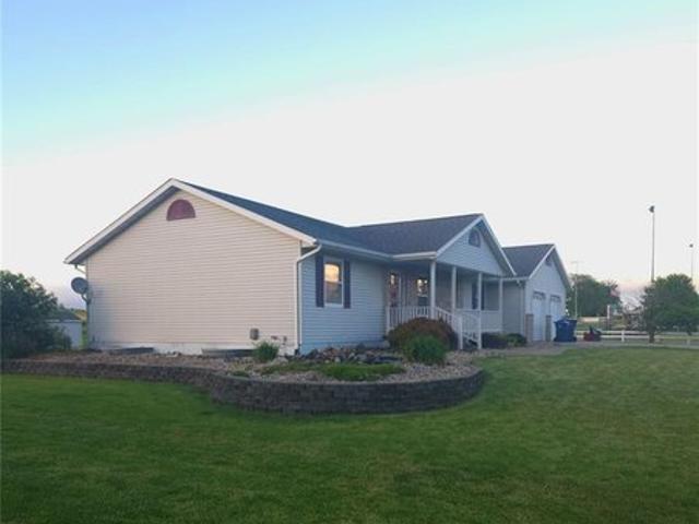 House for sale in Wyoming, Iowa