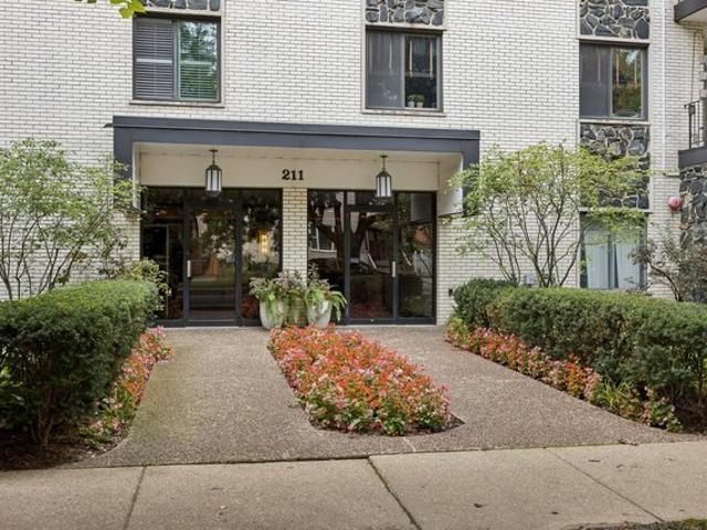 Condo for sale in Forest Park, Cook County