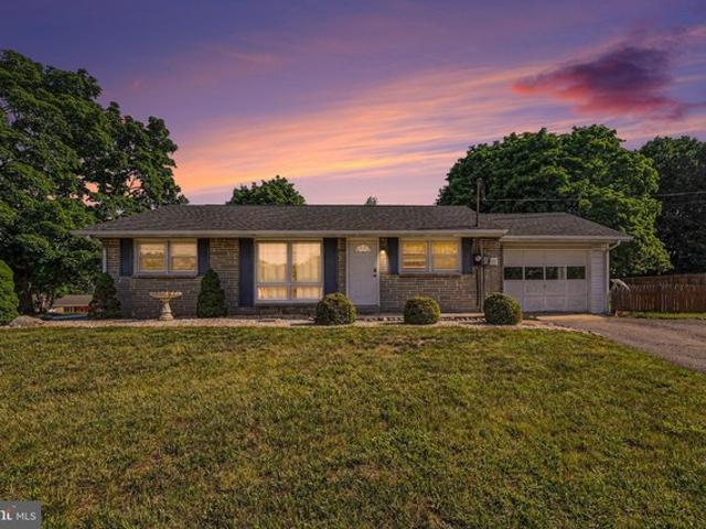 House for sale in Cumberland, Pennsylvania