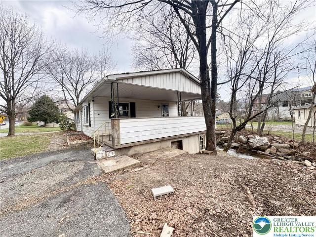 House for sale in Carbon, Pennsylvania