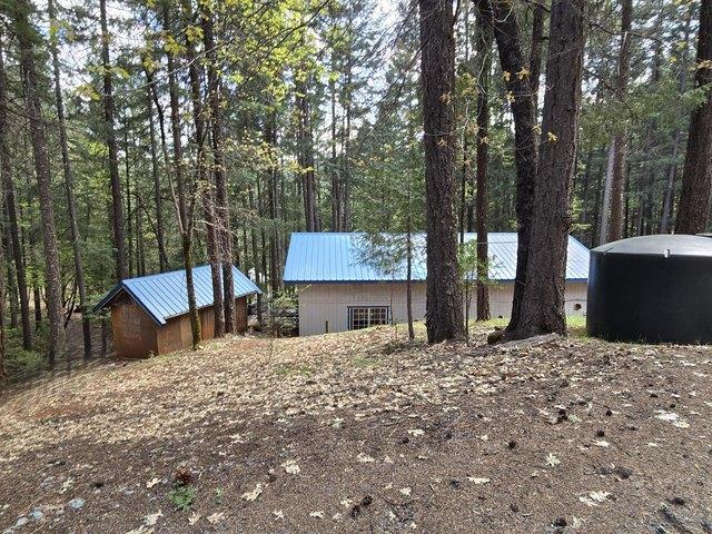 House for sale in Lewiston, California
