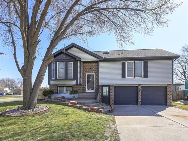 House for sale in Grain Valley, Missouri