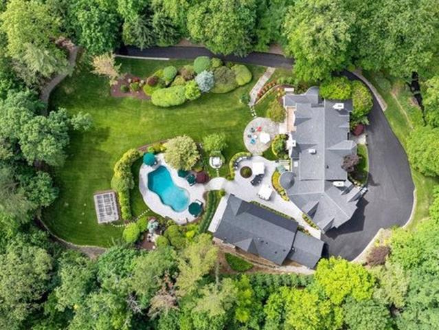 House for sale in Tenafly, New Jersey