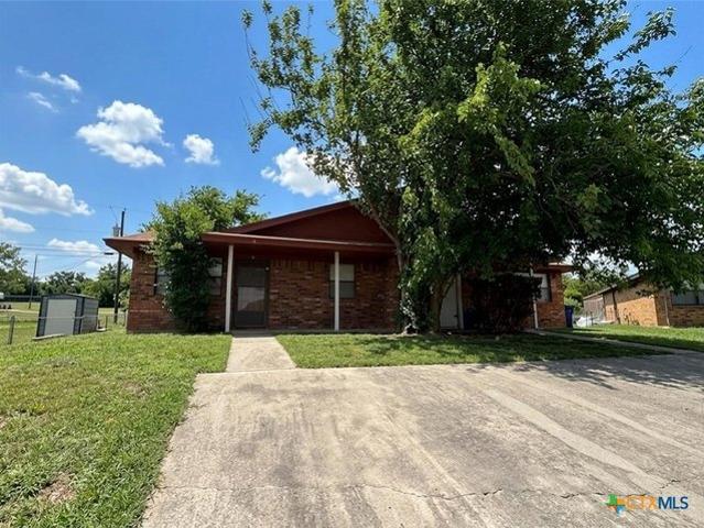 House for sale in Briggs, Texas