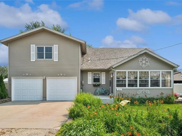 House for sale in Martelle, Iowa