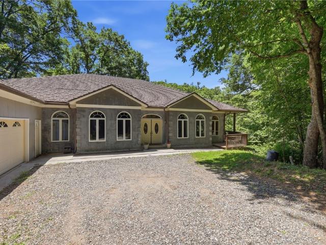 House for sale in West Jefferson, North Carolina