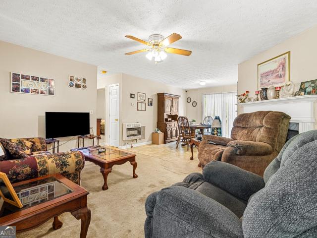 House for sale in Hollow Oaks, Covington