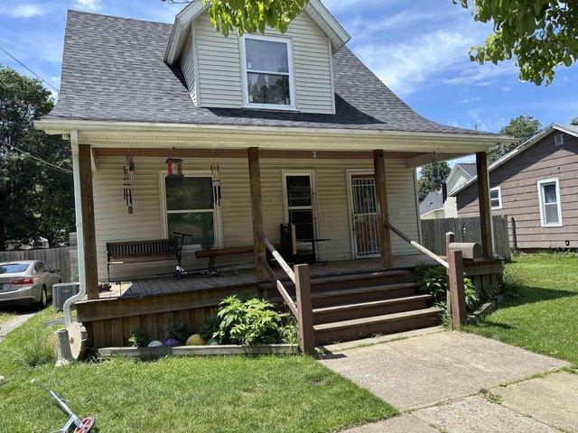House for sale in Dowagiac, Michigan
