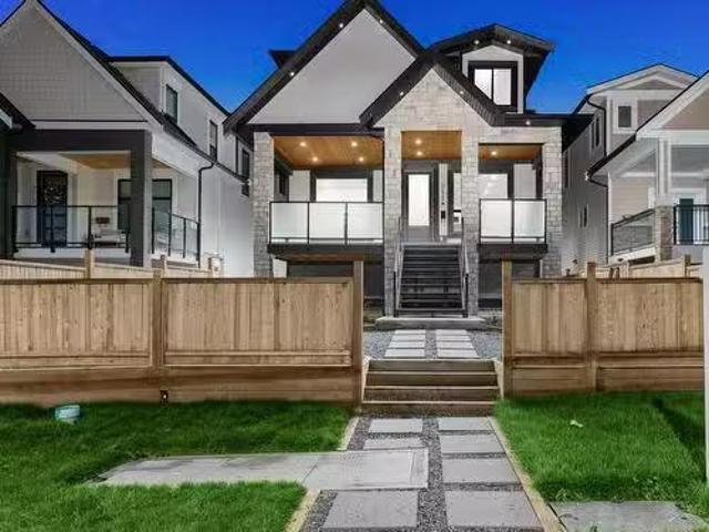 House for sale in New Westminster, British Columbia