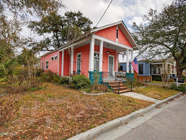 House for sale in Bay Saint Louis, Mississippi