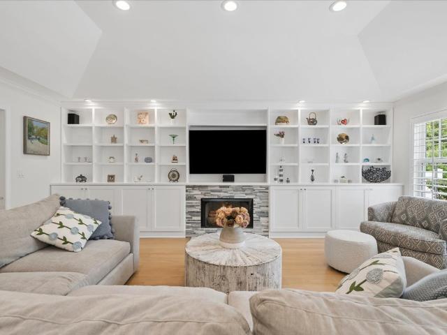 House for sale in Deerfield, Illinois