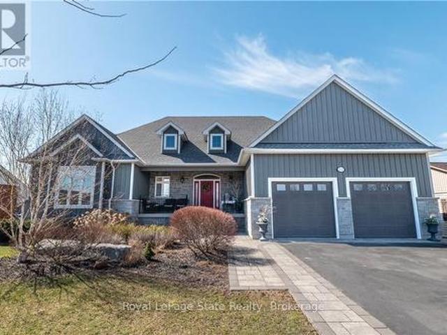 House for sale in Ancaster, Ontario