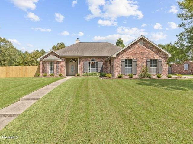 House for sale in Youngsville, Lafayette Parish