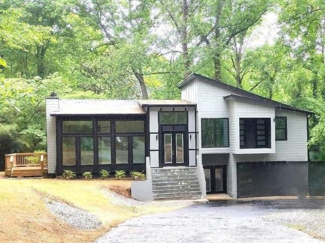 House for sale in Lilburn, Georgia