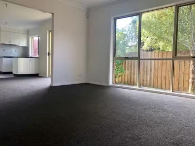 Apartment for rent in Box Hill