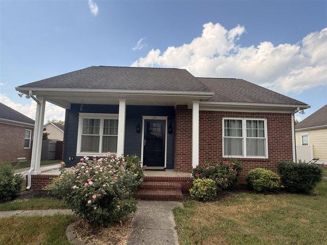 House for sale in Bowling Green, Kentucky