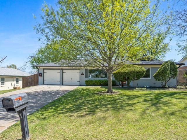 Property for sale in Benbrook, Texas