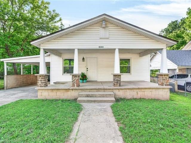 House for sale in Ark