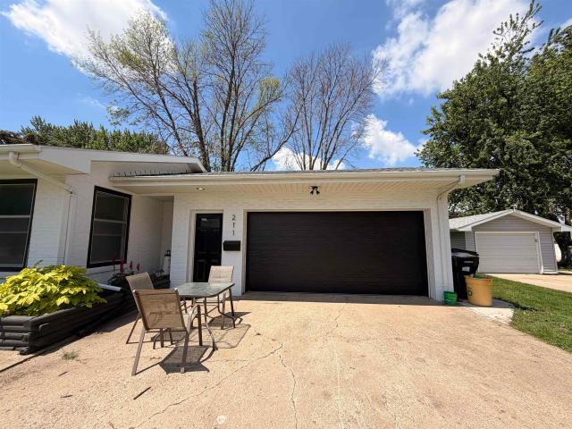 House for sale in Hartley, Iowa