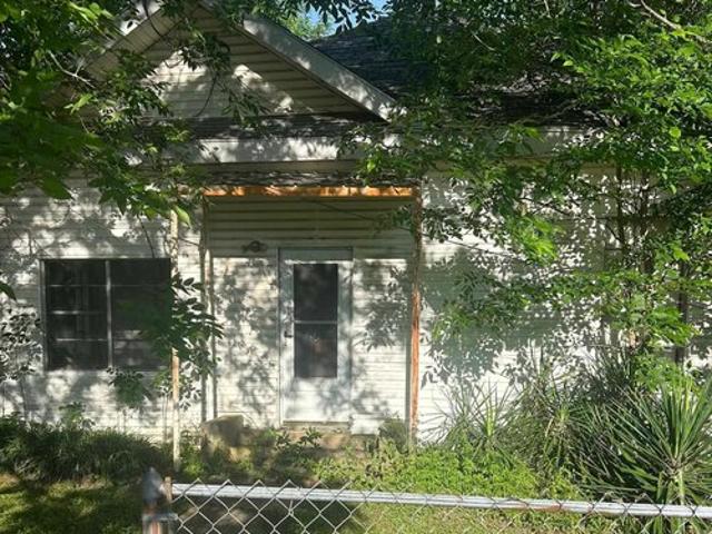 House for sale in Titus, Texas